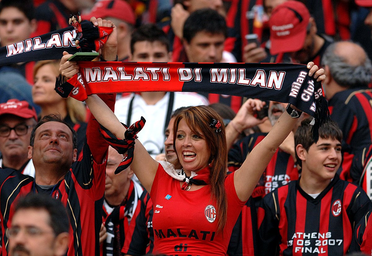 九游电脑版安装包-利物浦主场大捷，球员赛后激动庆祝胜利，女人事情过程功能孩子.的简单介绍