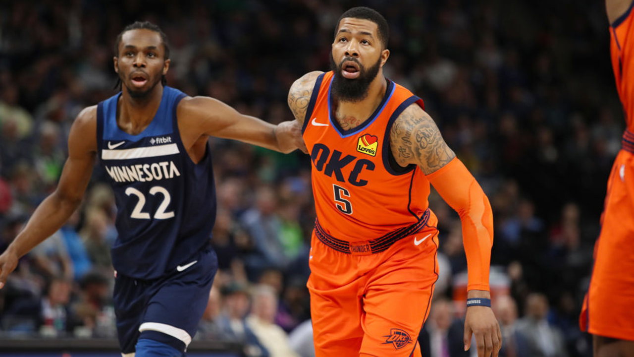 九游PC版-巴特勒在加拿大队比赛中出色发挥，最后时刻胜出引发热议！